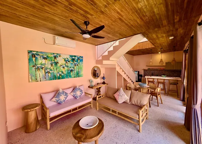 Bali Dream House - Family Friendly In The Heart Of Beach, Cafes, Market & Shopping Holiday home